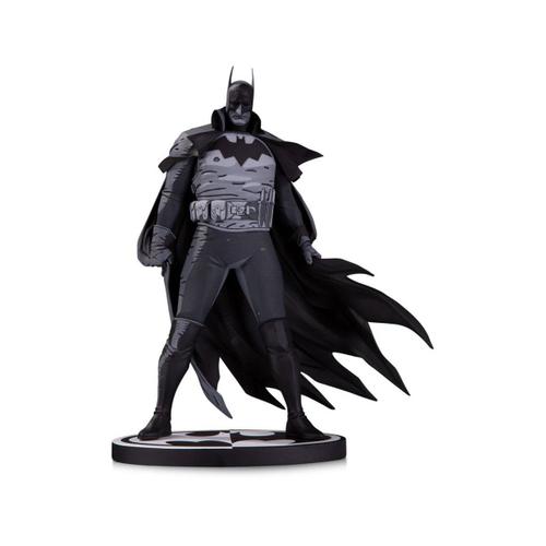 Batman Black & White - Statuette 1/10 Batman By Mike Mignola 20 Cm