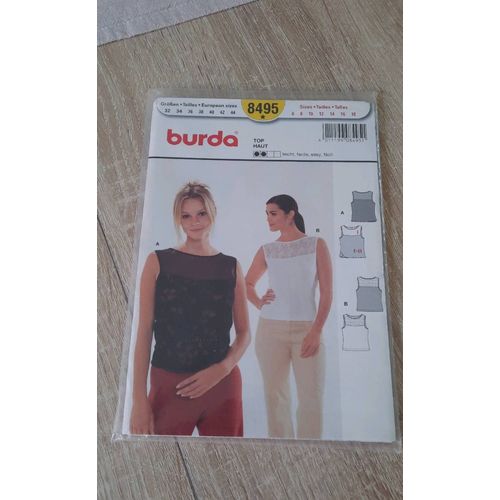 Patron Top Burda 8495