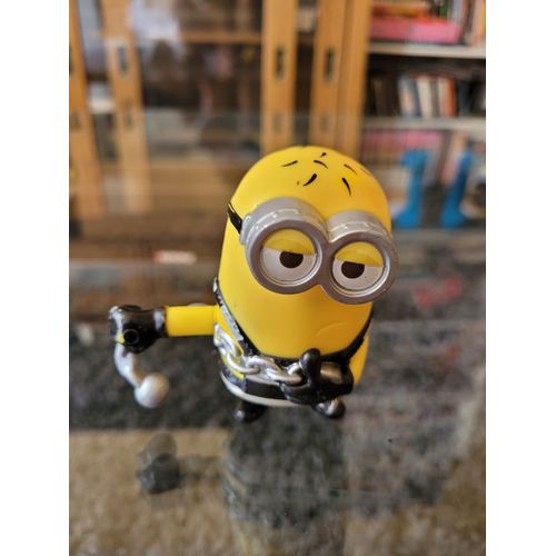 Jouet Figurine Les Minions - Minion Cruising - Collection Mac Donalds Happy Meal