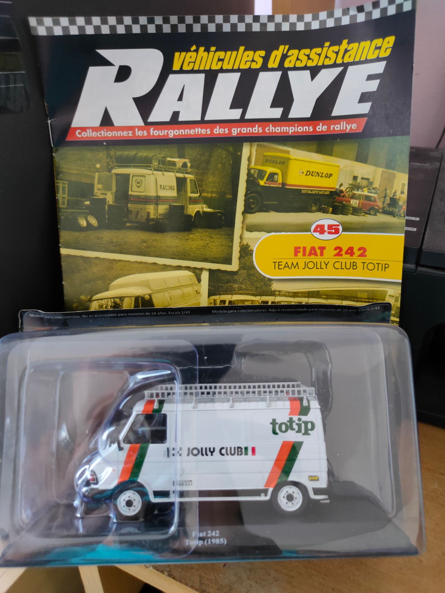 Vehicule d'assistance rallye 1/43 - Miniatures Altaya