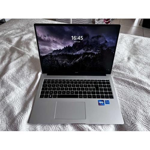 HONOR MagicBook X 16 2024 - 16" Intel Core i5 - Ram 16 Go - DD 512 Go - Azerty - Space Gray