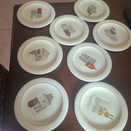 8 Assiettes À Dessert Salins