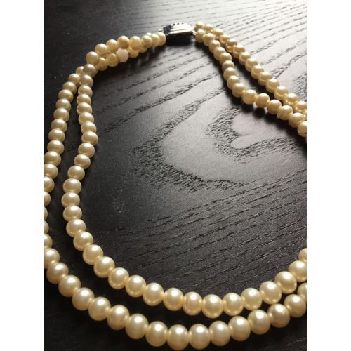 Collier De Perles Double Rang