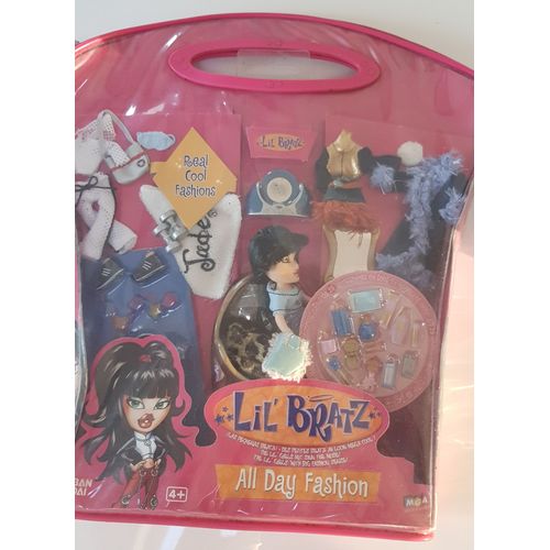 Bandai Mga Poupée Doll Lil Bratz All Day Fashion Jade / Coffret / Poupée + Tenues Nombreuses + Accessoires