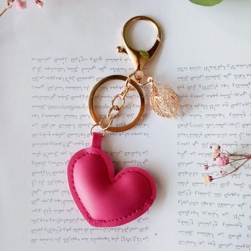 Femmes En Cuir Coeur Porte-Clés Nouveau Cuir Étoile De Mer Pentagramme Porte-Clés Avec Feuille Breloque Sac Pendentif Porte-Clés Cadeau De Fête Jk3147