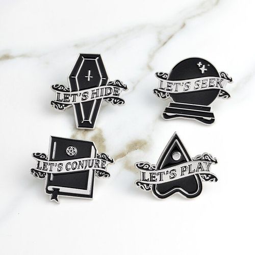Broche Boule De Cristal Noire, Livre Magique, Cercueil, C¿Ur, Émail, Badge, Sac À Dos, Accessoires De Veste, Broche Pour Hommes Et Femmes