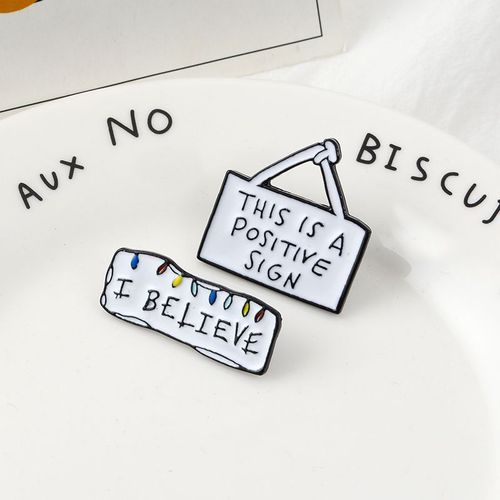 Broche En Émail Avec Des Choses Étranges, Je Crois, Broches, Sac À Dos, Chapeaux, Accessoires En Cuir Pour Hommes Et Femmes