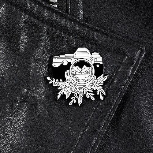 Broche À Fleur Simple, Dessin Animé, Noir Et Blanc, Épingle À Revers, Sac À Vêtements En Denim, Chapeau, Bijoux, Cadeau Pour Ami