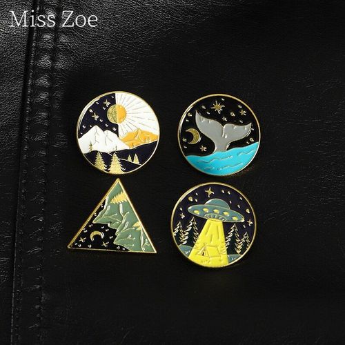 Broche De Voyage En Métal Pour Hommes Et Femmes, En Émail, Ovni, Requin De L'océan, En Alliage Métallique, Bijoux Cadeaux Pour Amis, Vente En Gros