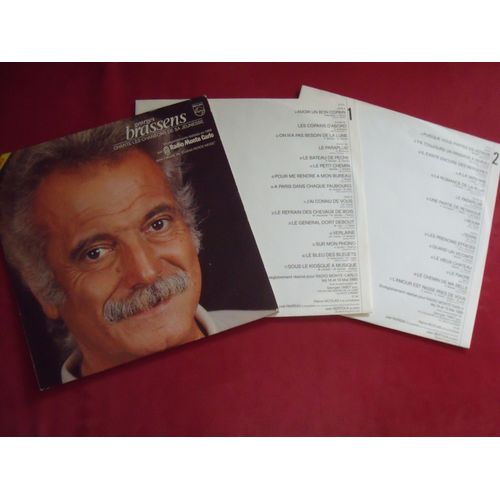Chante Les Chansons De Sa Jeunesse