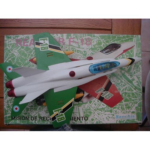 Avion F18 En Tole Et Plastique