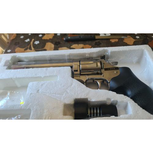 Réplique Airsoft Gun Dan Wesson 1 Joule 715 6" Revolver