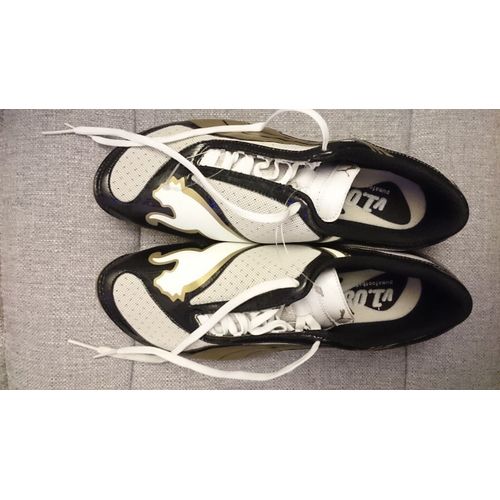 Baskets Puma V1.08 Sala White Black Team Gold Pointure 44
