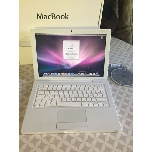 Apple MacBook Pro Early 2008 (A1181) - 13" Core 2 Duo - 2 GHz - Ram 1 Go - DD 120 Go