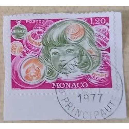 Timbre Monégasque Oblitéré À Monaco En 1977, Noël, 1,20 Franc.