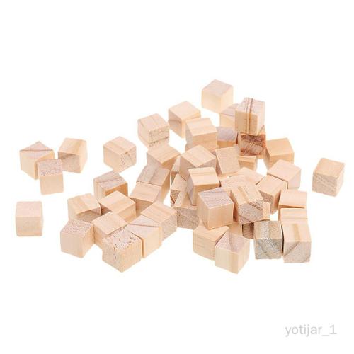 100x Mini Cubes En Bois Embellissement Pour