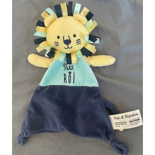 Doudou Lion Pat Et Ripaton Bleu Petit Roi La Halle