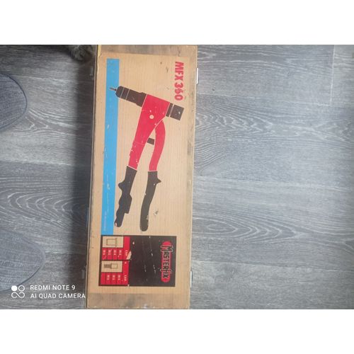 Pince à riveter