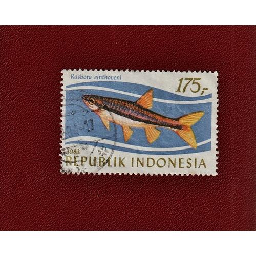 4 Timbres D'indonésie De 1956 À 1984