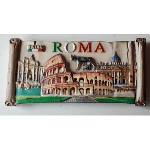 Aimant/magnet en résine marqué Italia Roma avec représentation du Colisée de Rome, de la louve et ses petits et autres monuments - bords latéraux roulés comme un parchemin