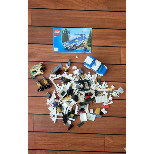 Lot De Jeux Lego - Véhicule Du Poste De Police Forestier Plus + De 300 Pièces !