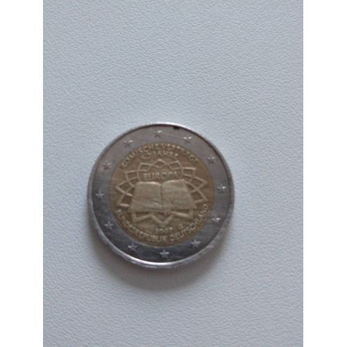 Pièce De Monnaie Rare