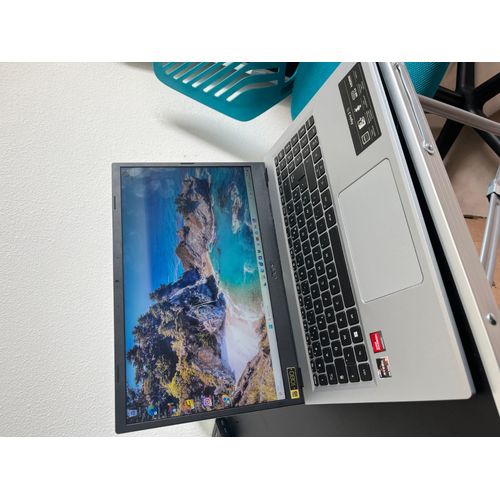 Acer Aspire A315 - 15.6" AMD Ryzen 7 - Ram 16 Go - DD 512 Go