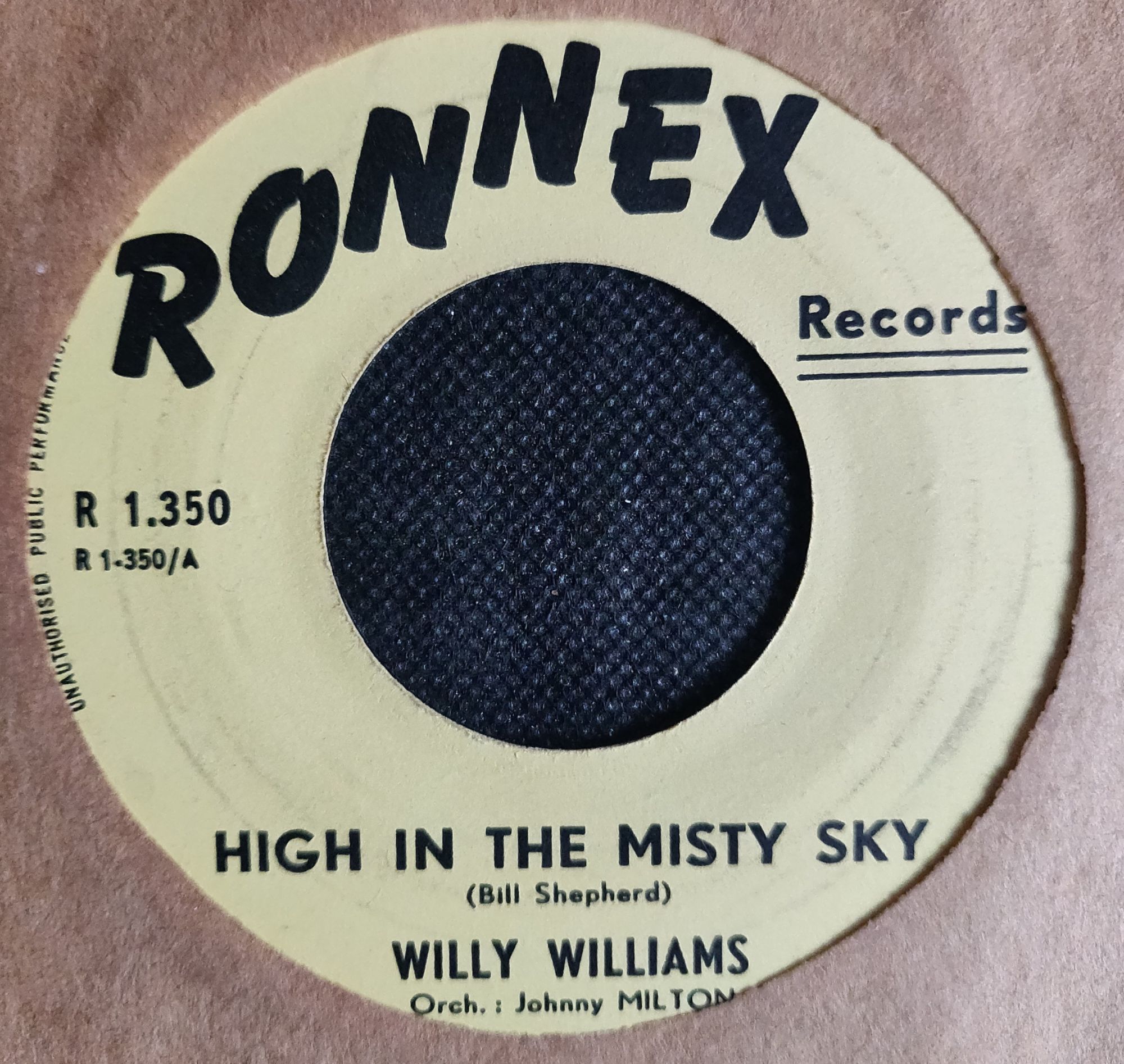 Willy Williams - High In The Misty Sky/ Love Me # Vinyle, 7, 45 Tours, Belgium 1965,Pop Ballad #