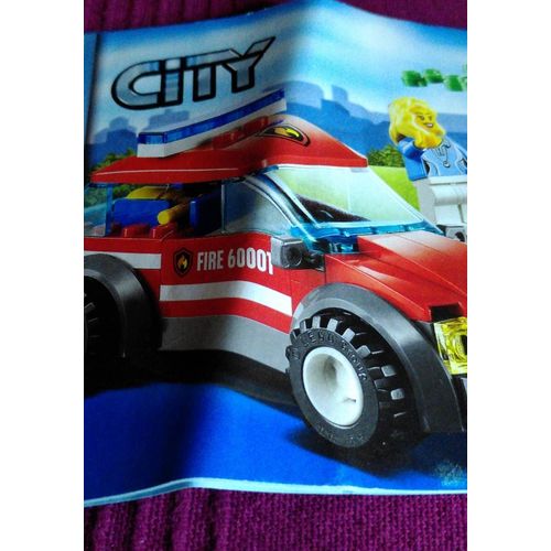 Guide de construction LEGO City 60001 voiture de pompier futuristes en 27 pages