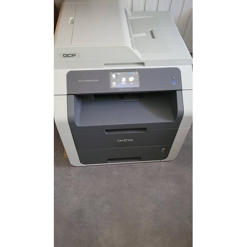 Bonjour. Je vends une imprimante laser couleur multifonction DCP-9020CDW  