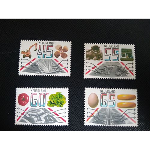 Timbre Pays Bas Yt 1159 A 1162 Série: Exportations Industrielles Et Agricoles 1981 ( 040906 )