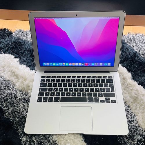 Apple MacBook Air 2017 - 13" Intel Core i5 - Ram 8 Go - DD 128 Go