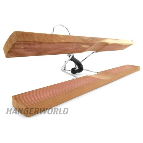Lot De 6 Cintres En Bois