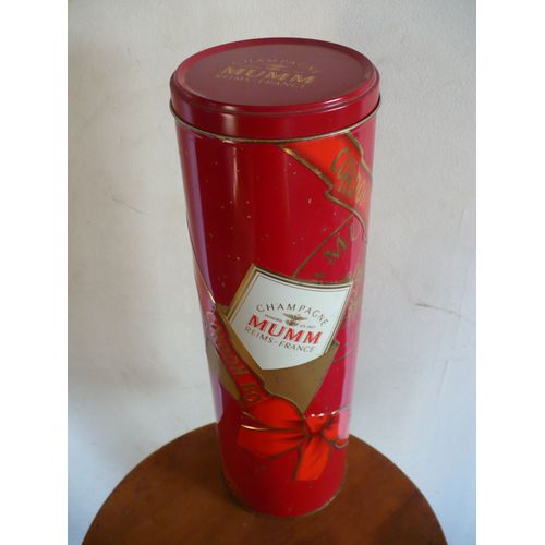 Joli Boite En Metal Rouge