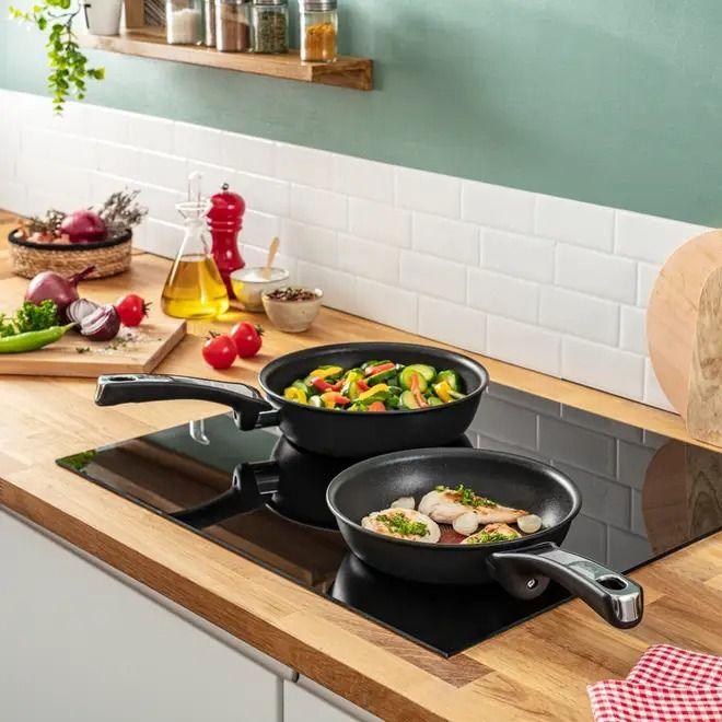 TEFAL POELE A CREPES MULTICOLORE 28 CM - Spotvision