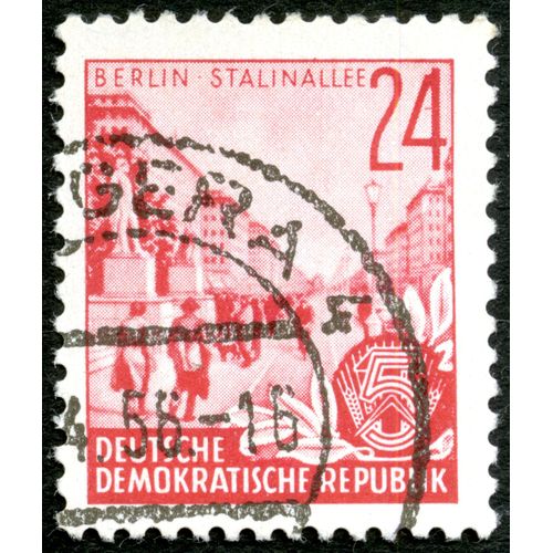 Timbre Oblitéré Deutsche Demokratische Republik, Berlin - Stalinallee, 24