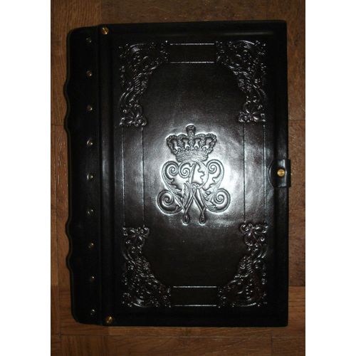 Boite / Coffret En Cuir Pour 2 Bouteilles. Neuve!!!