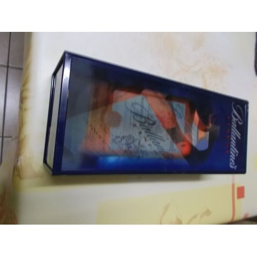 1 Boite De Ballantines Finest  1litre  100ans D'age