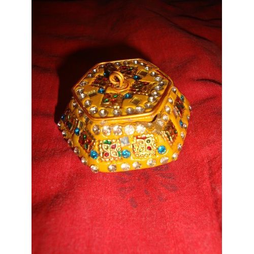 Boite A Pillule Indienne