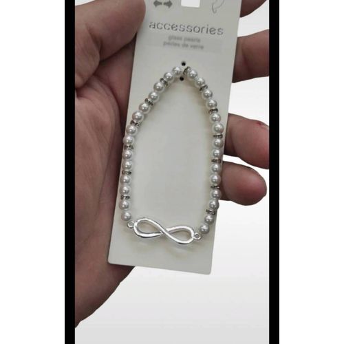 Bracelet Pour Femme Style Infini Argenté Avec Perle Blanche Et Argent
