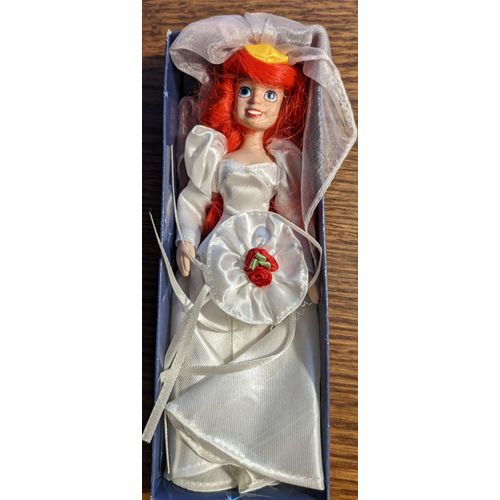 Poupée En Porcelaine Ariel En Mariée / Disney - Editions Atlas