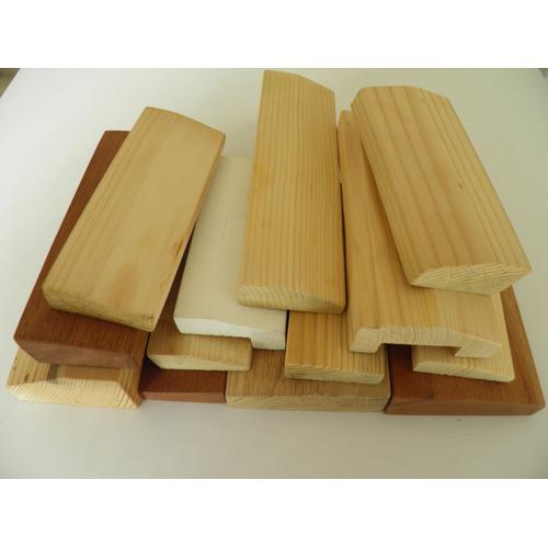 Paire de Sabots-Socles sapin 115x90x30/15mm +feuillure 80x15mm de recouvrement placo.