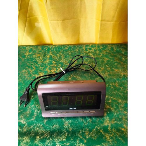Radio réveil AKAI