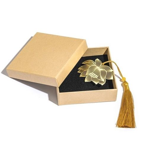 Marque Page Fleur De Lotus Avec Pompon En Soie Et Boite Cadeau