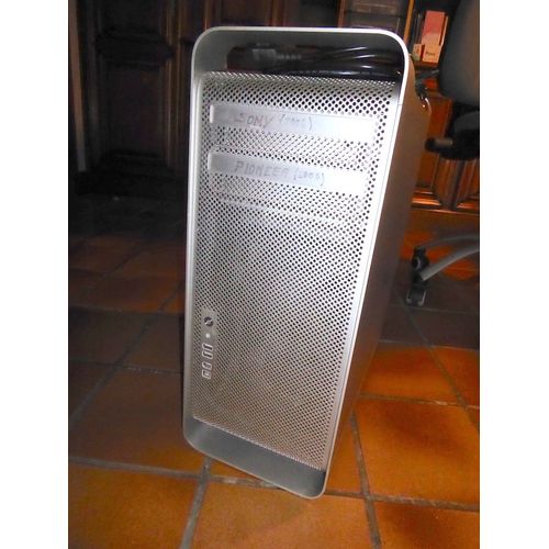 Apple Mac Pro 1.1 (A1186) 2006 Intel Xeon - 2.66 Ghz - Ram 13 Go - SSD 250 Go + DD 1 To