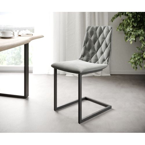 L'ensemble-De-4-Chaises Trado-Adesso Gris Clair Velours Cantilever