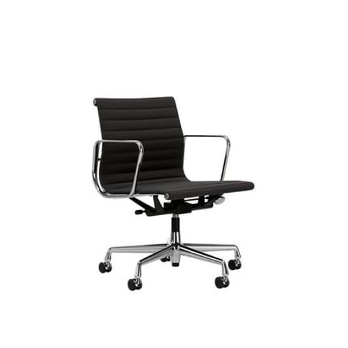 Vitra - Chaise En Aluminium Ea 117, Structure Polie, Roulettes Souples Pour Sols Durs - Chrome Brillant - Cuir Premium F/Plano - Chocolat/Marron - Roulettes Pour Tapis De Sol - Marron