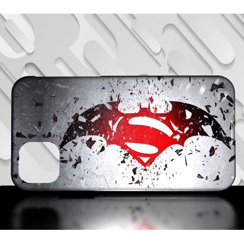 Coque Pour Iphone 14 Batman Vs Superman 02