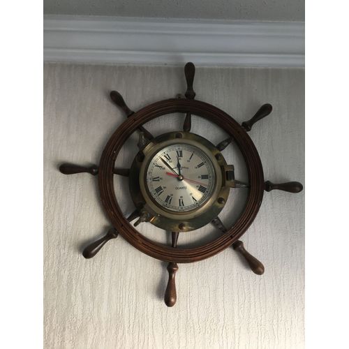 Horloge marine a quartz