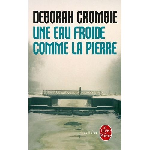 Une Eau Froide Comme La Pierre